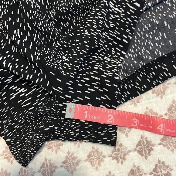 Fabletics Black & White Joel Constellation Print Black White Romper  Large - Picture 10 of 13